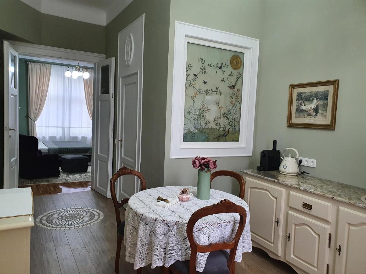 Elisabeth Apartment Oradea Ngoại thất bức ảnh
