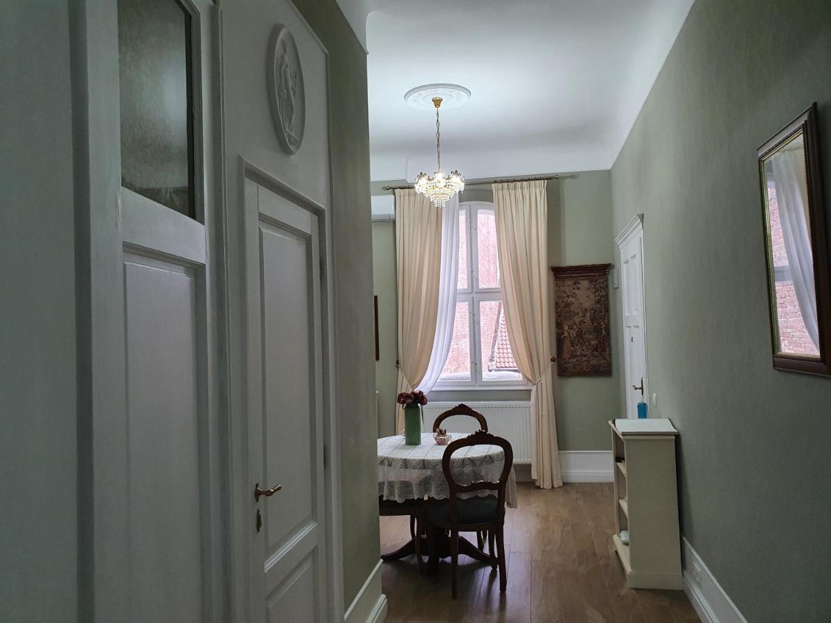 Elisabeth Apartment Oradea Ngoại thất bức ảnh